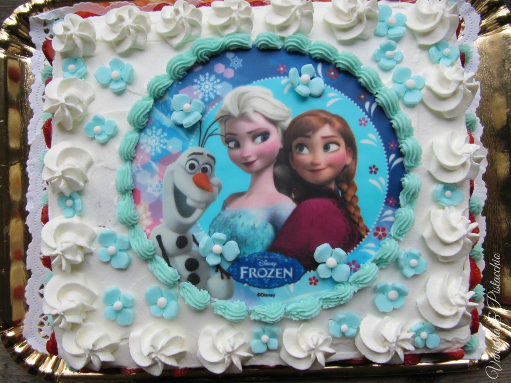 Torta di compleanno a tema Frozen